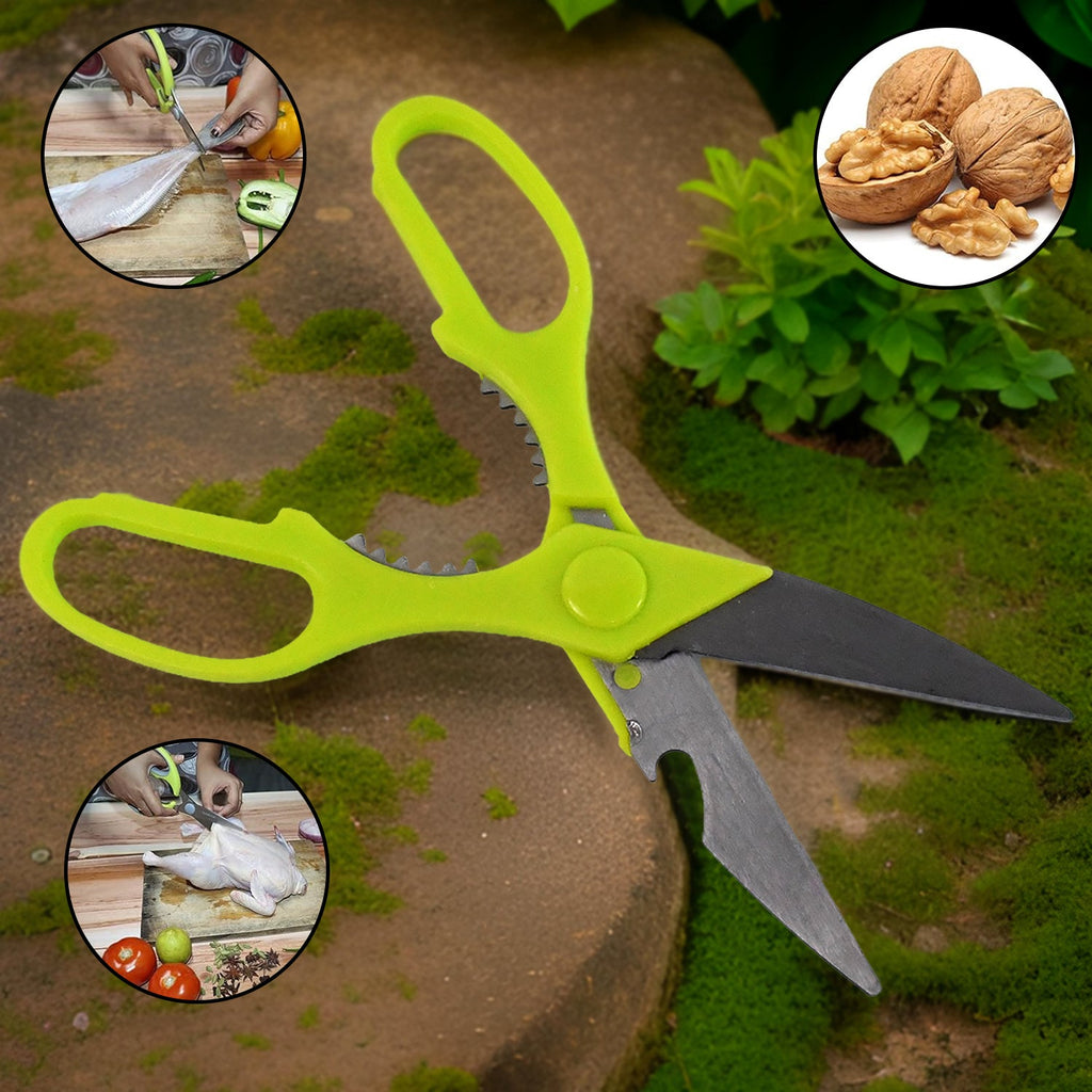 Ergonomic kitchen scissors included in 4-piece cutting set