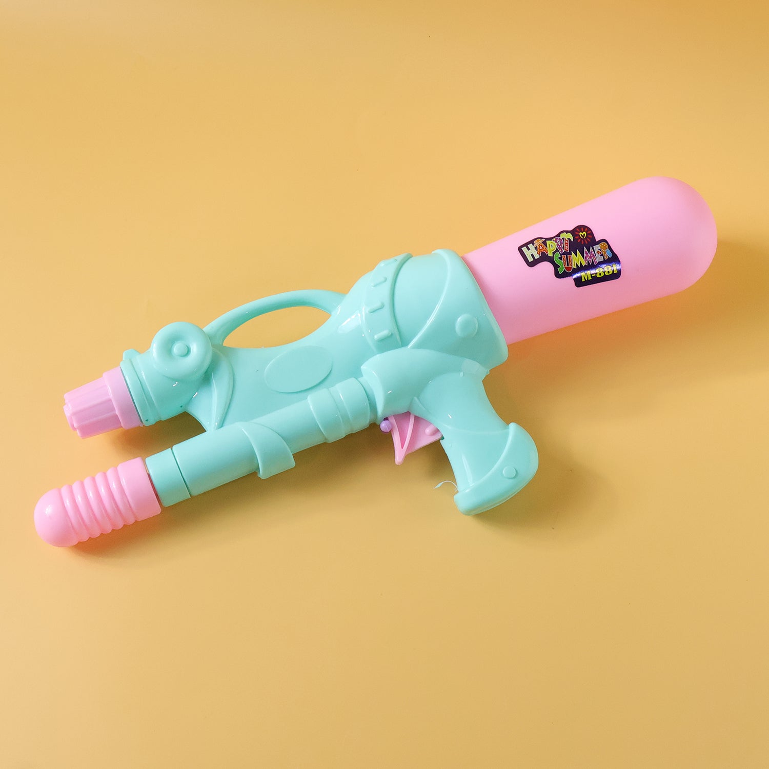 Hand pump water spray toy for Holi festival use