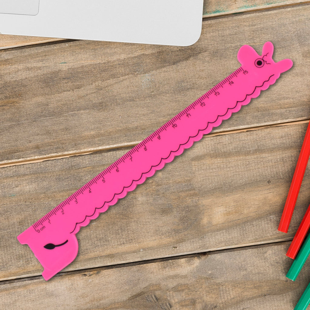 Long neck giraffe themed plastic ruler with CM and Inch measurements
