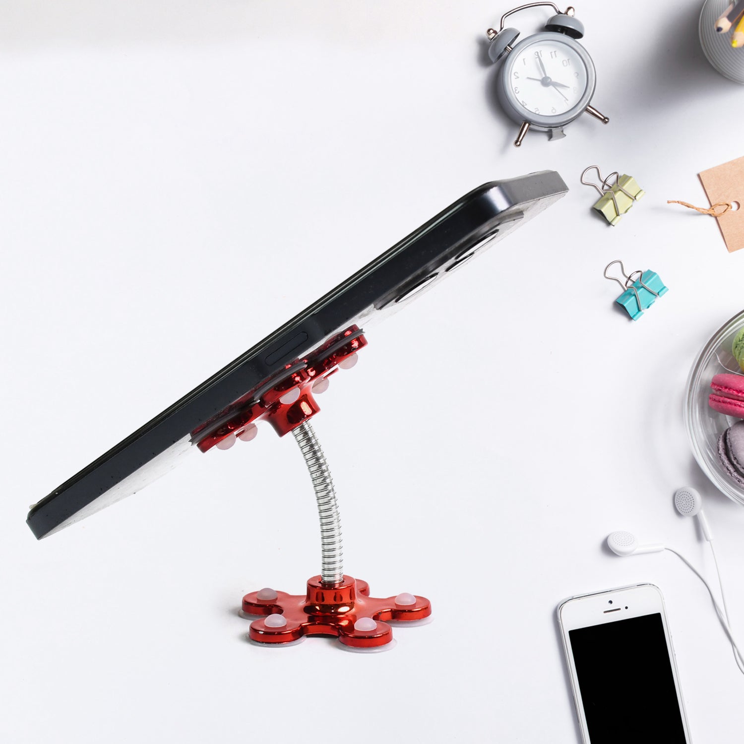 Close-up of the multi-petal suction cups providing a firm grip for the car phone mount.