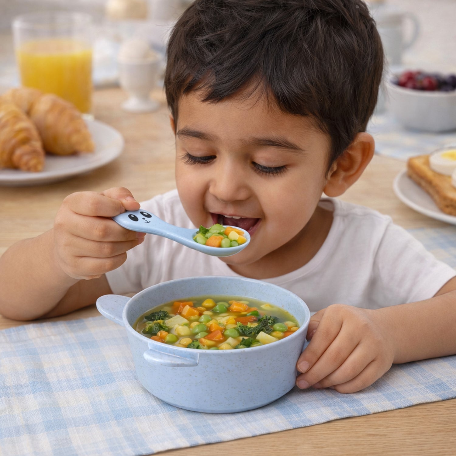 Lightweight wheat straw kids bowl perfect for soups and snacks
