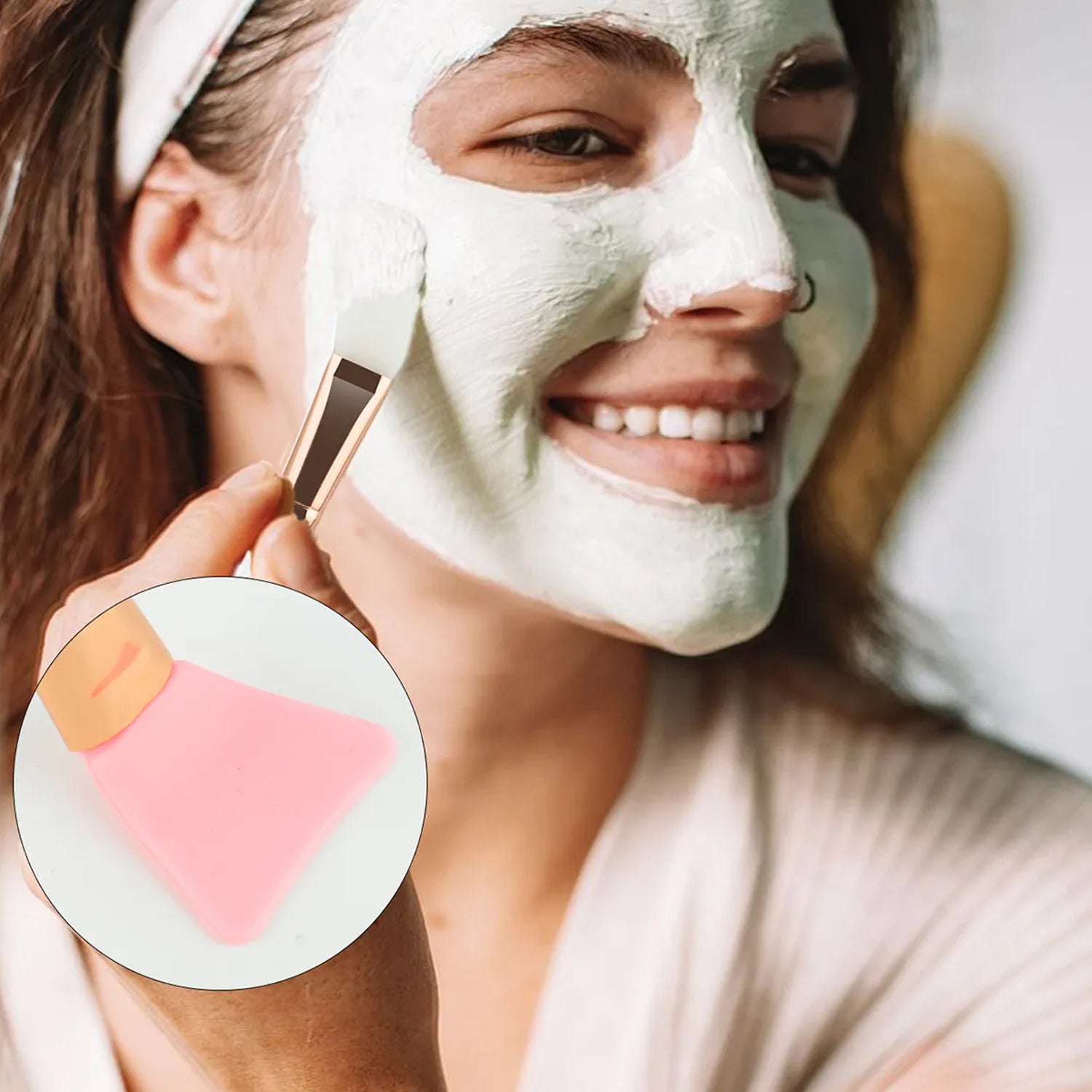 Professional facial mask applicator brush with ergonomic handle