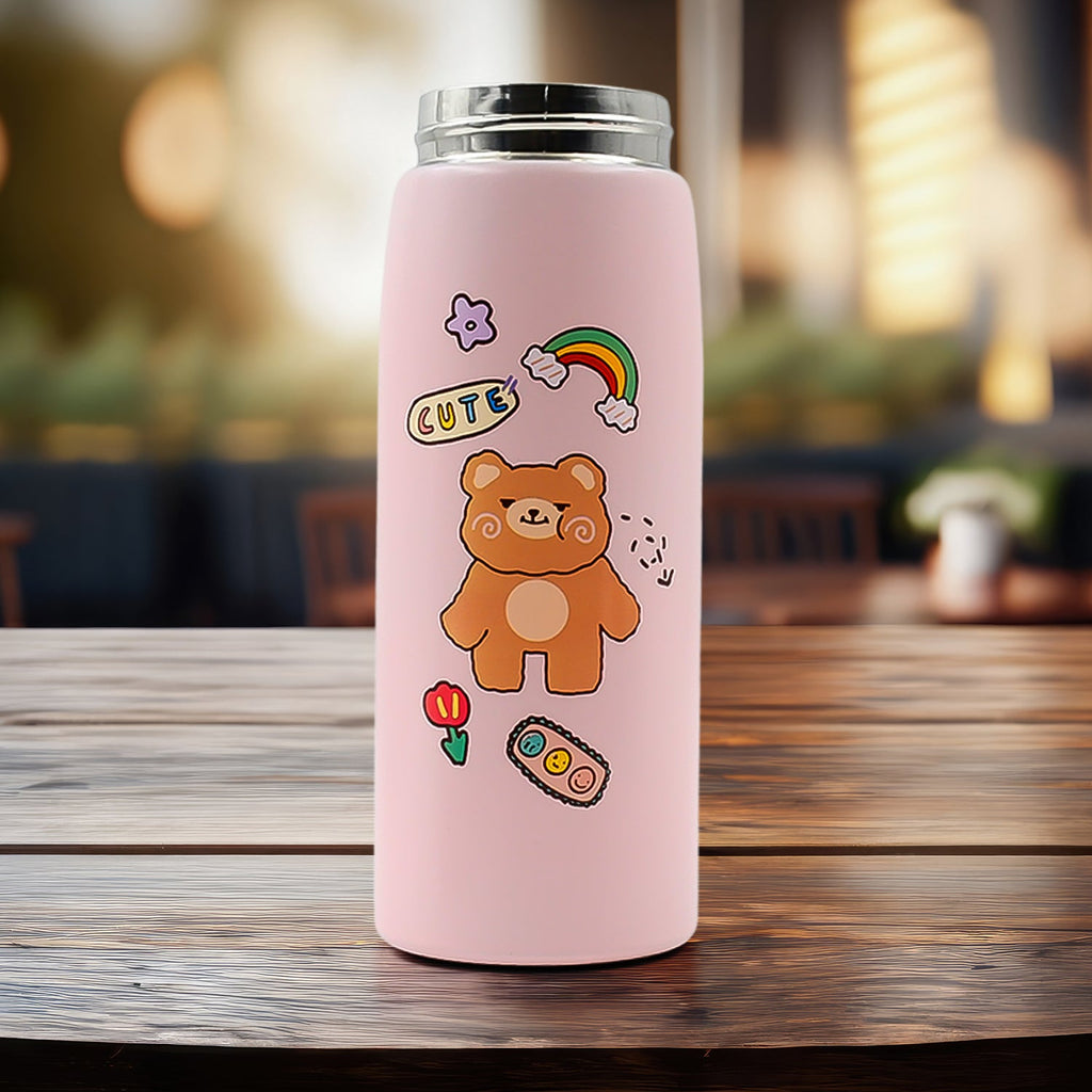 The insulated smart water bottle shown with graphics indicating its ability to keep drinks hot or cold.