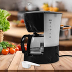 Coffee maker equipped with stainless steel mug accessory