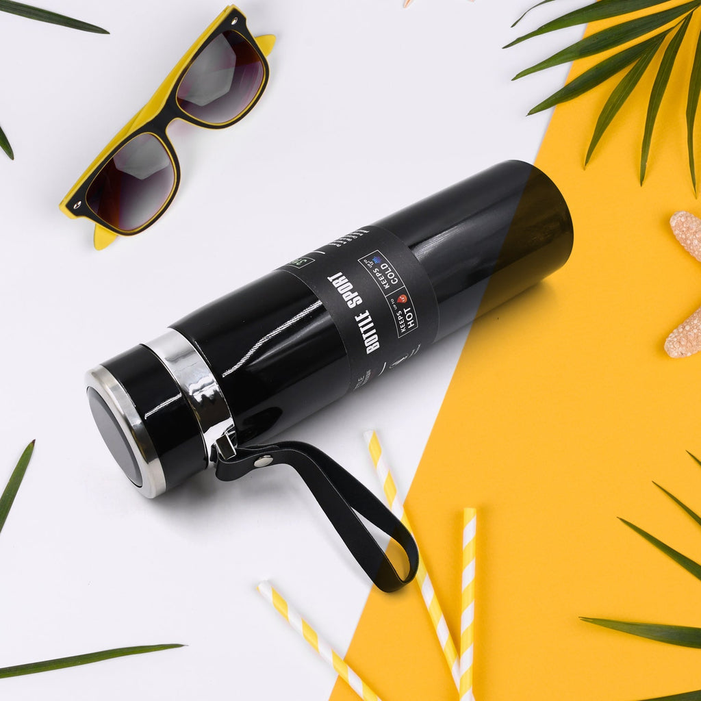 Top-down view of the 1000ml vacuum insulated water bottle with its secure cap.