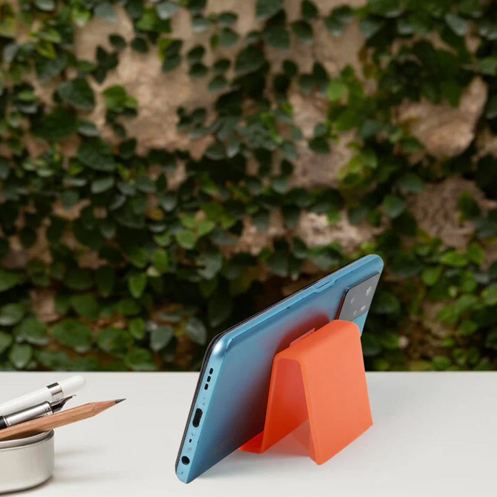 Mobile phone stands in mixed colors providing secure smartphone hold
