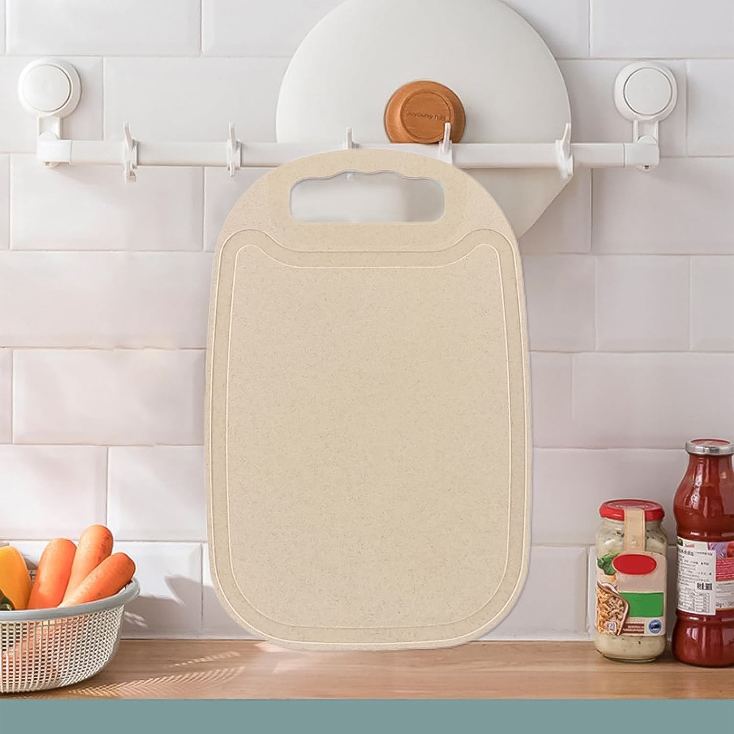 Anti-skid plastic chopping board ideal for vegetable and meat cutting