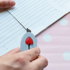 Retractable mini utility cutter knife for safe storage and use
