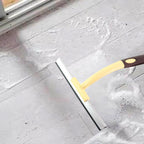 Close-up of soft silicone blade on Ritu glass wiper