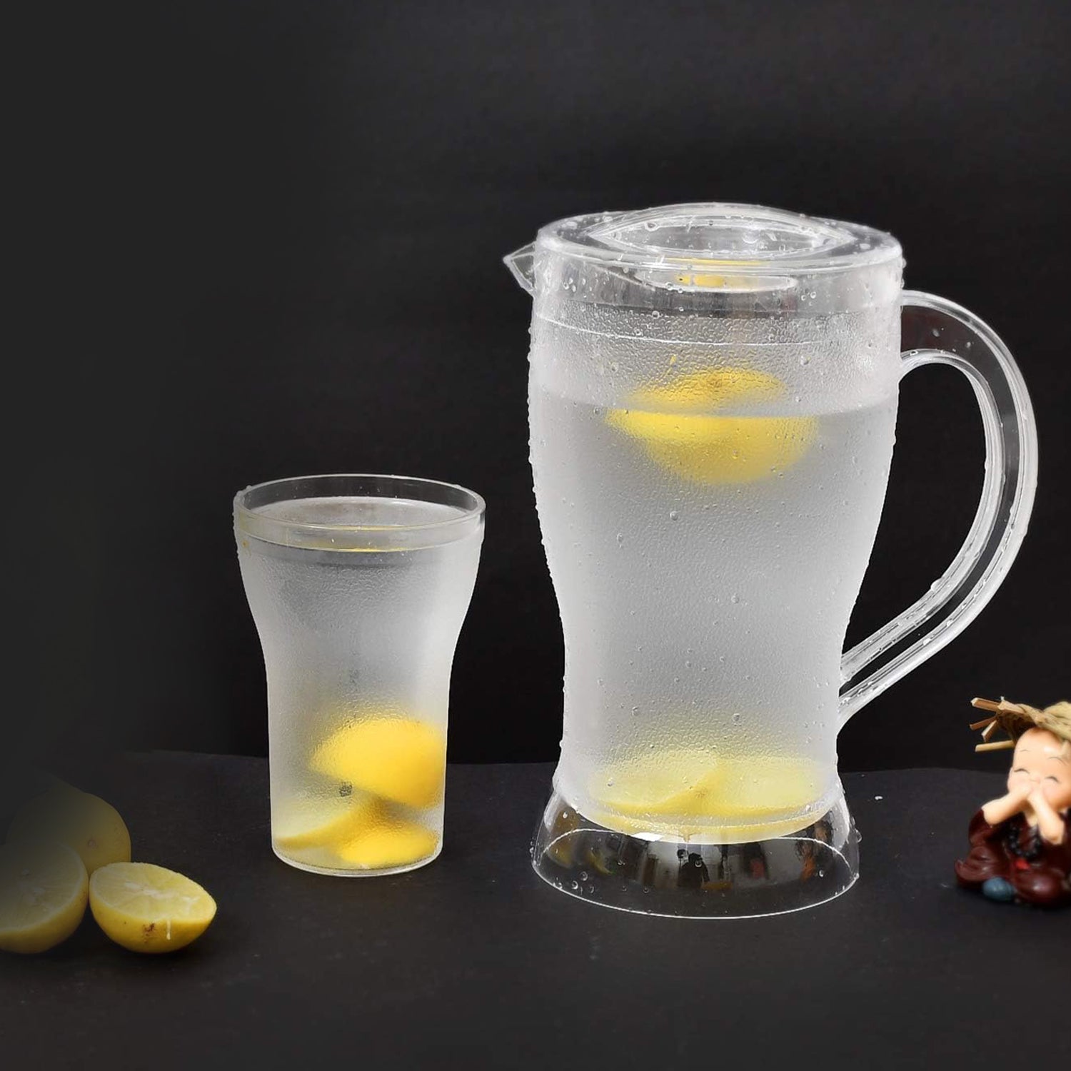 Space-saving straight body lemon jug set ideal for refrigerator and kitchen
