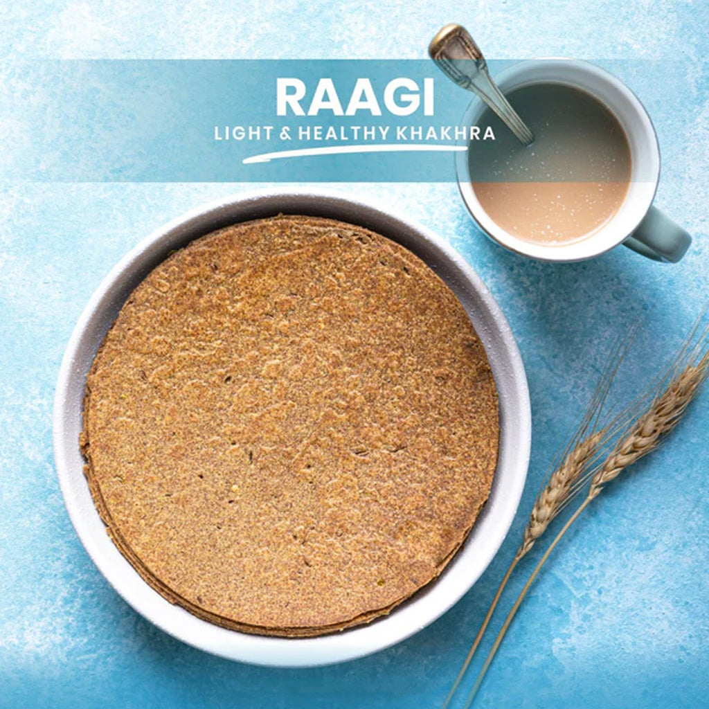 Crispy Maniarr's Ragi Khakhra snack pieces ready to be enjoyed.
