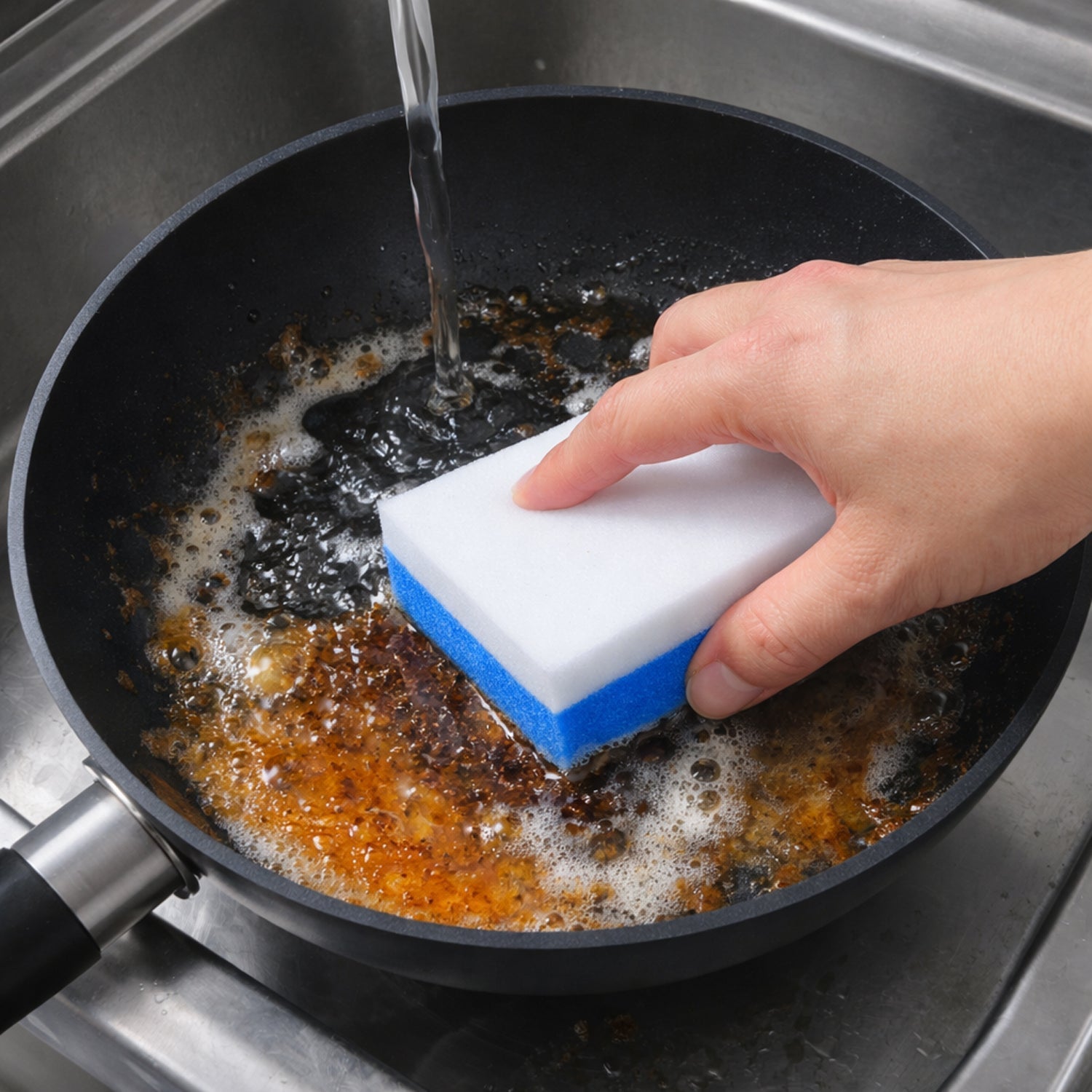 Cleaning sponge eraser pads designed for easy handling and effective cleaning