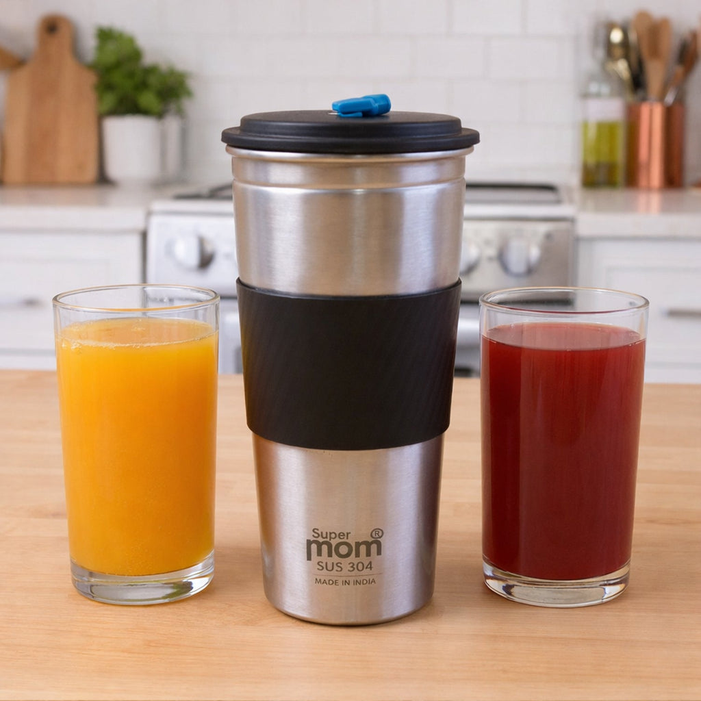 Leakproof travel drinkware with secure sipping lid