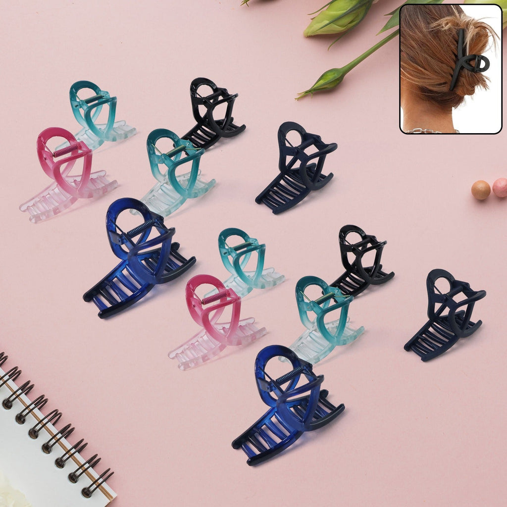 Set of plastic hair clamps with minimalist matte finish design