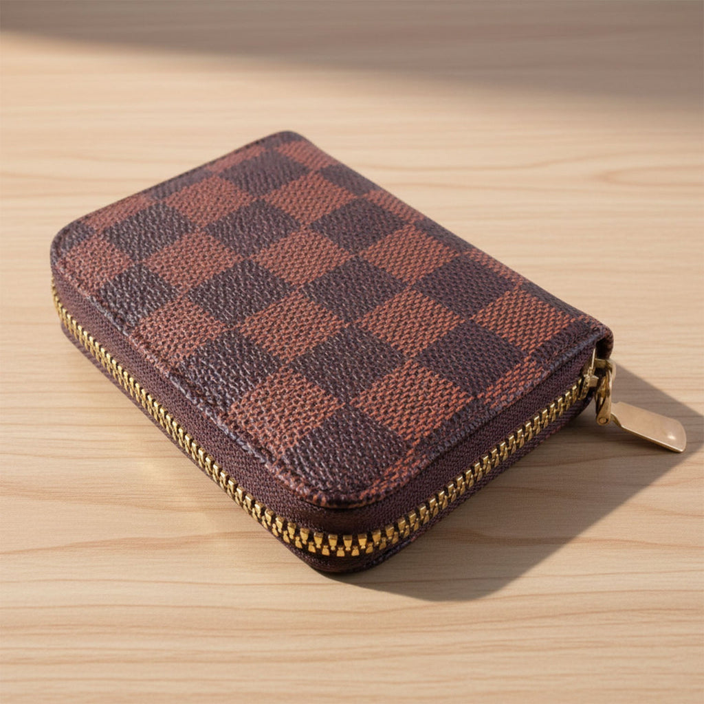 Zipper pouch style card wallet for safe card storage