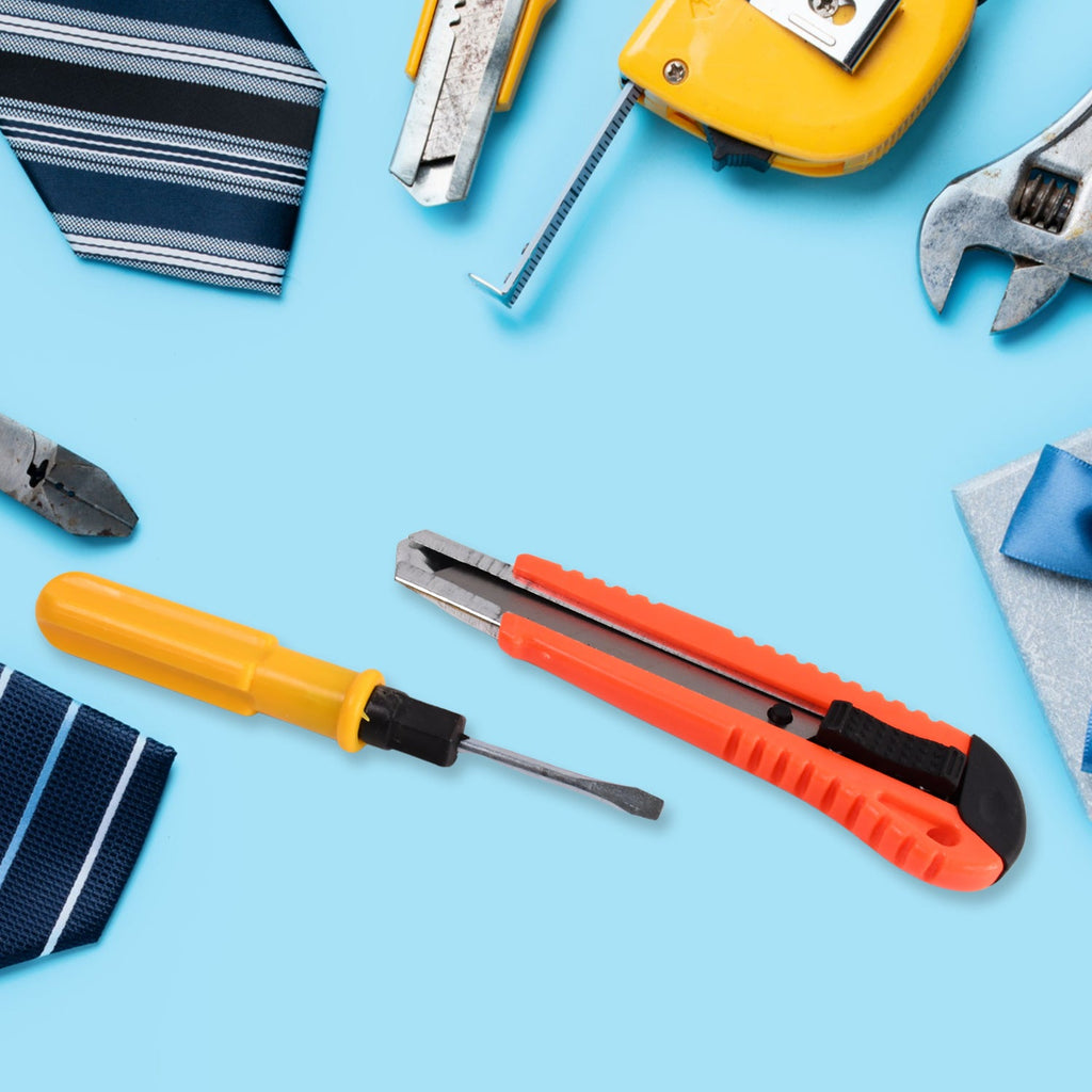 Compact 7-piece hand tool kit ideal for DIY and home repairs
