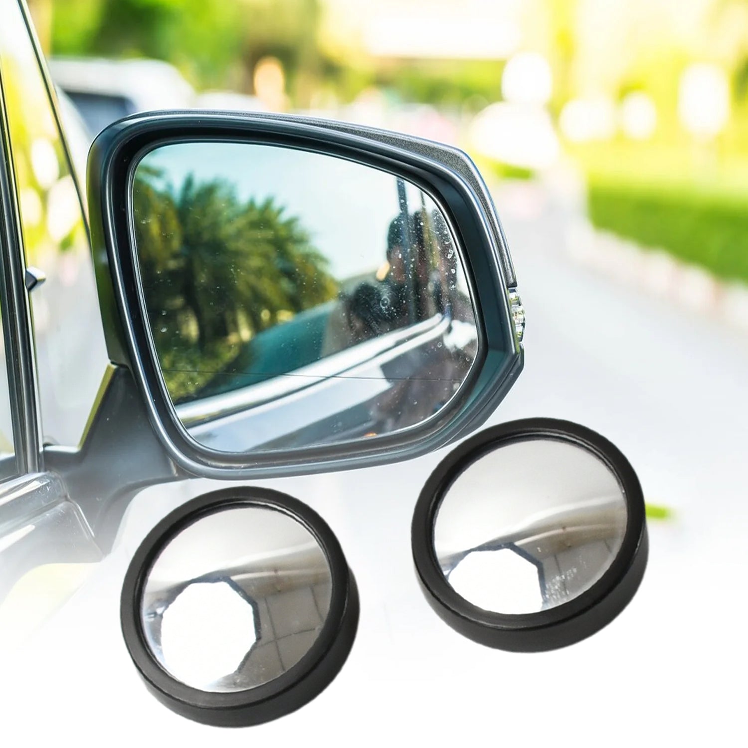 Frameless design car blind spot mirror enhancing wide visibility for safer driving.