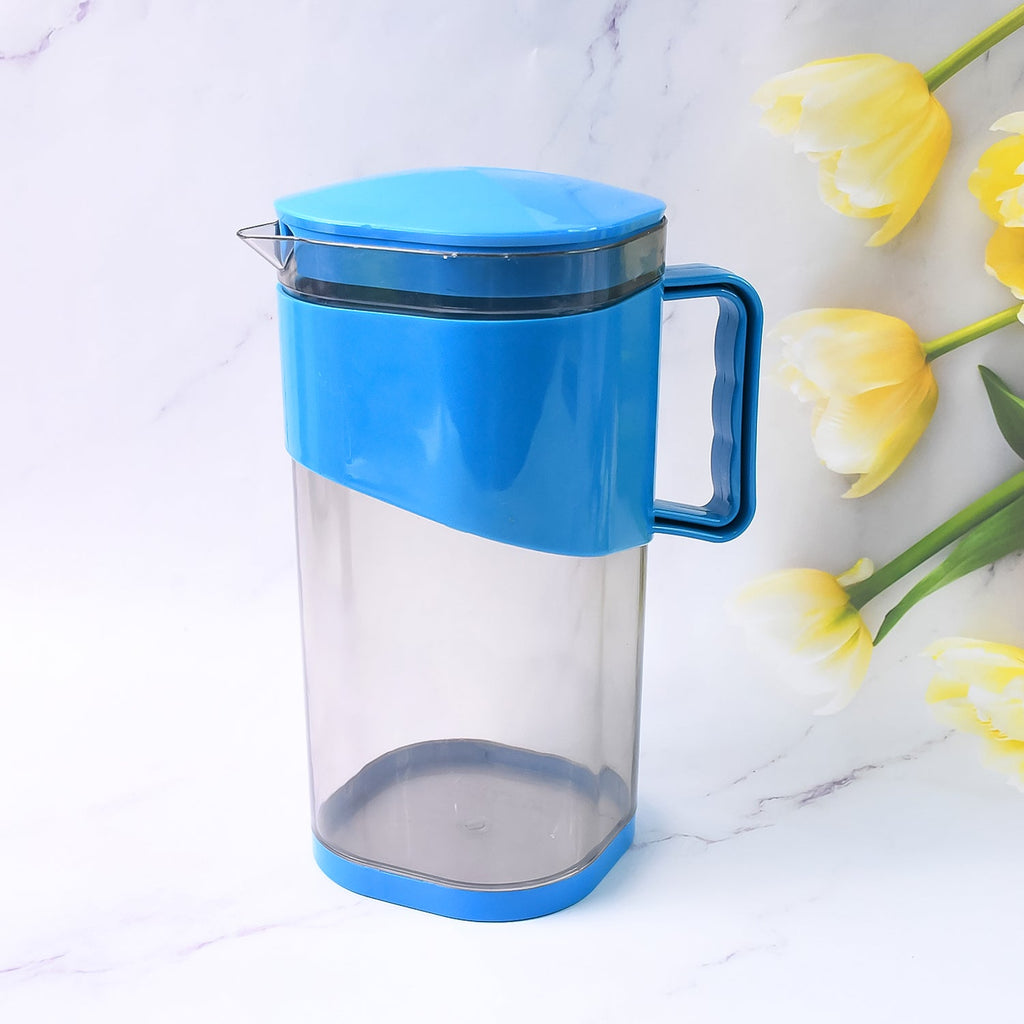 Plastic water jug demonstrating leak-resistant lid feature
