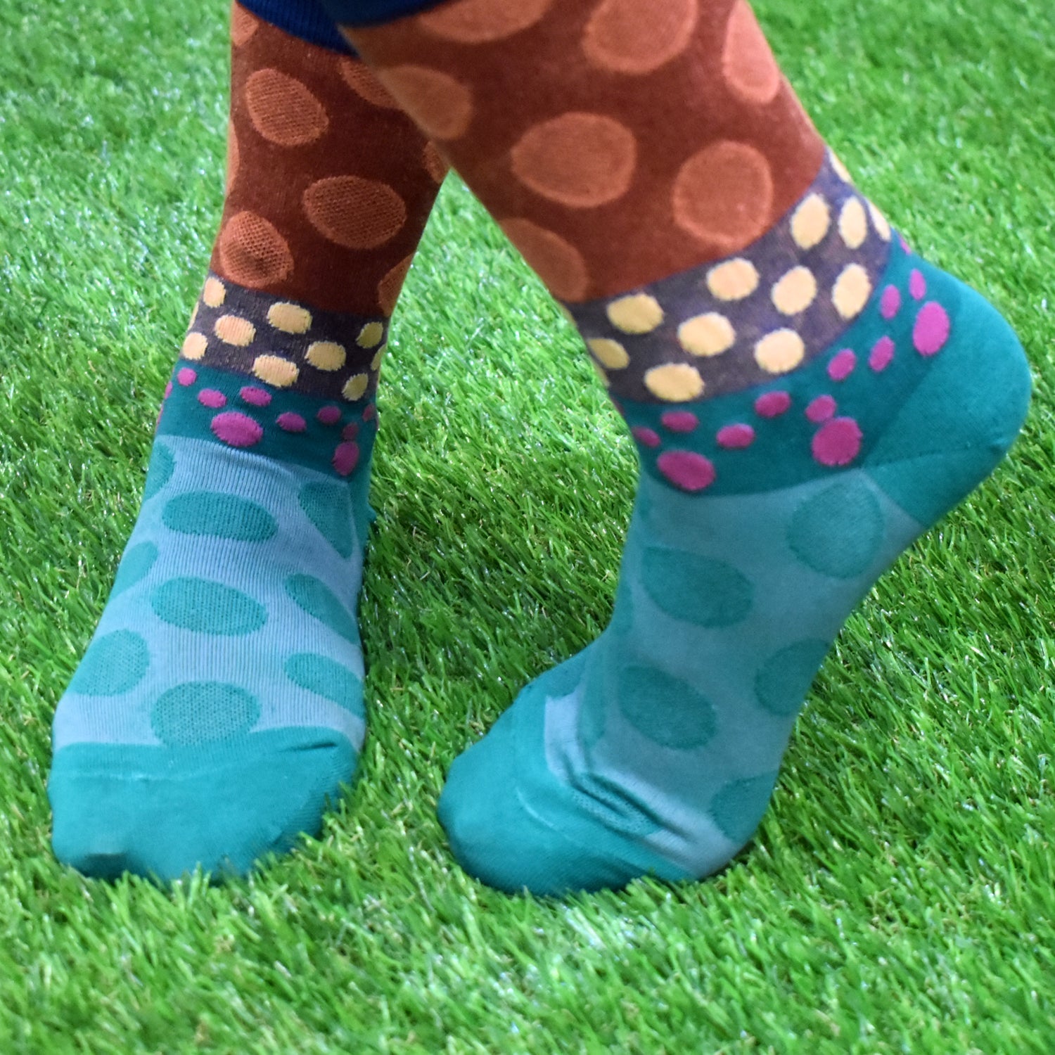Comfortable ankle length socks with odour-resistant properties, keeping feet fresh all day.