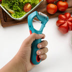Compact 4-in-1 multi-use peeler for vegetables and fruits