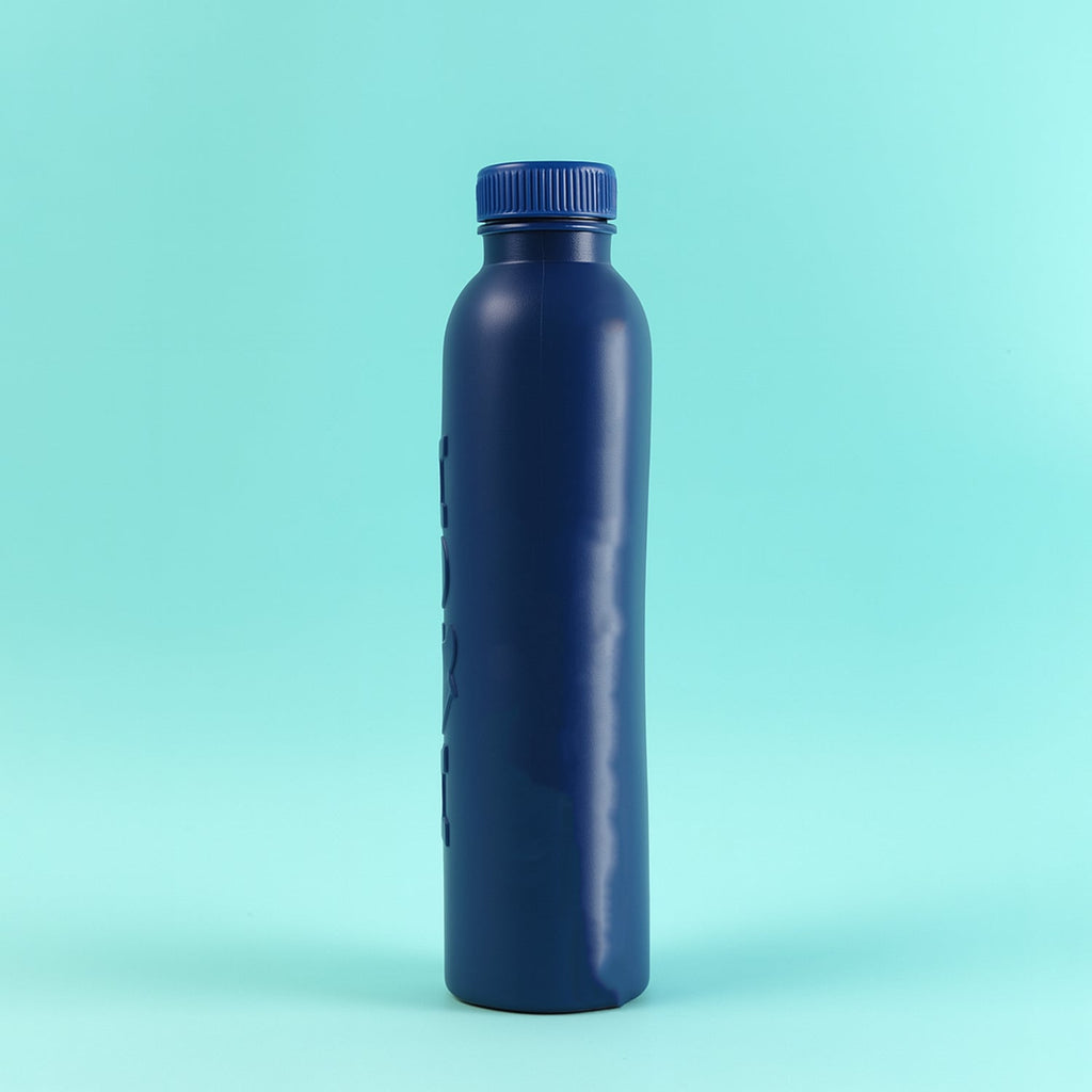 Matte finish reusable water bottle 500ML showing minimalist design