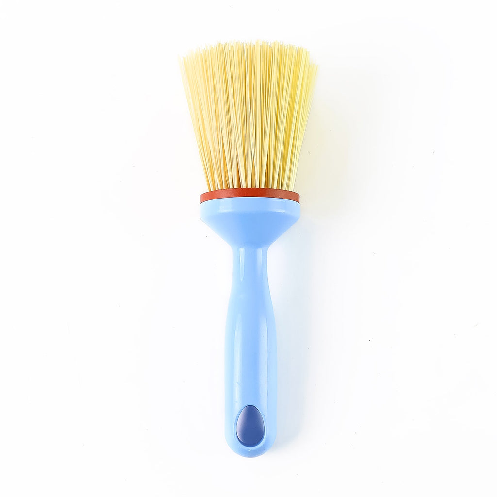 Plastic cleaning brush featuring non-slip short handle for easy grip