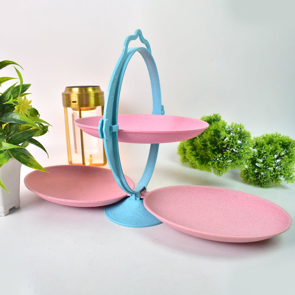 Base view of foldable fruit plate with non-slip underside
