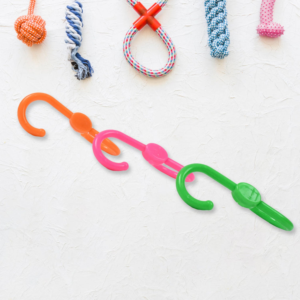 Plastic S shape hooks ideal for home and office use