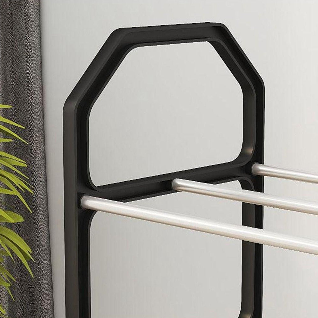 Detailed view of the easy assembly mechanism of the shoe rack.