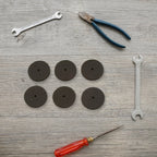 The Wagtail 7-piece grinder cutting disc set ready for various projects.