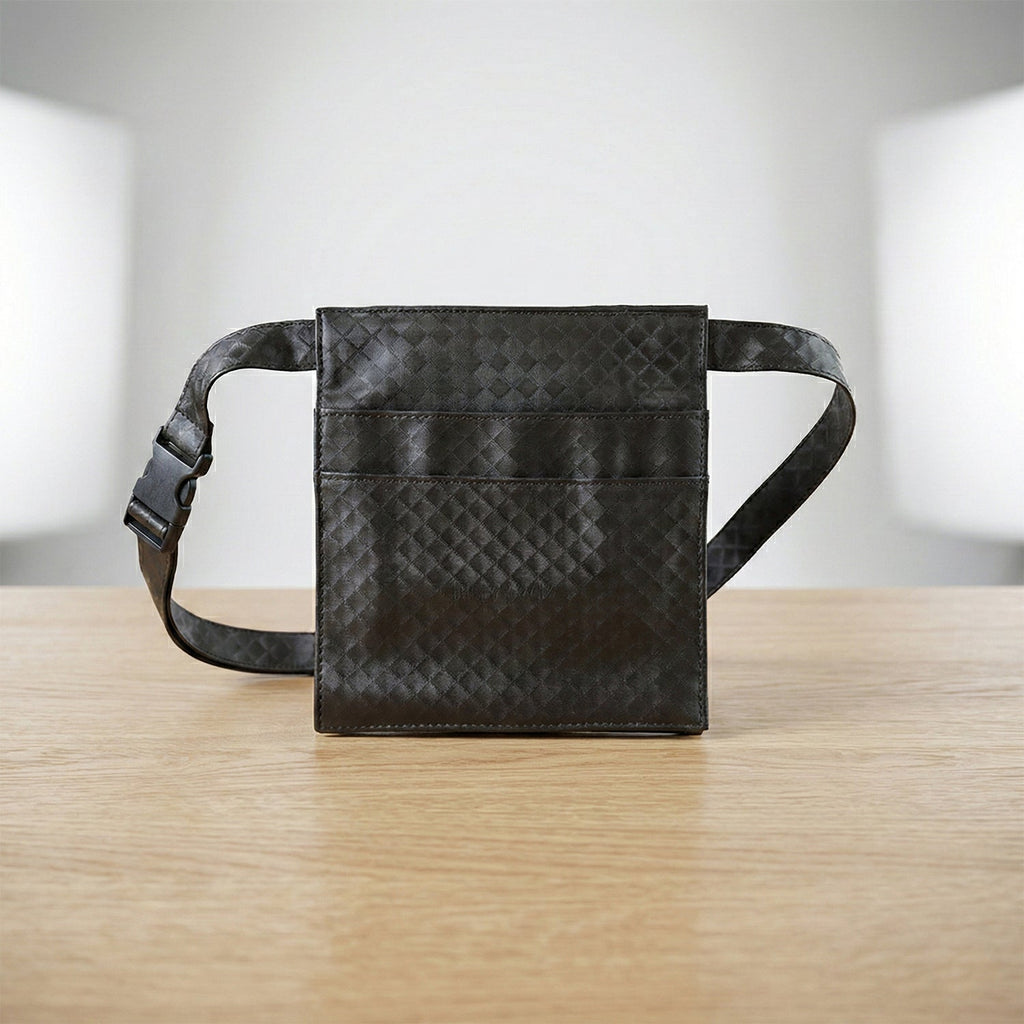 Fashionable quilted crossbody side bag for daily essentials