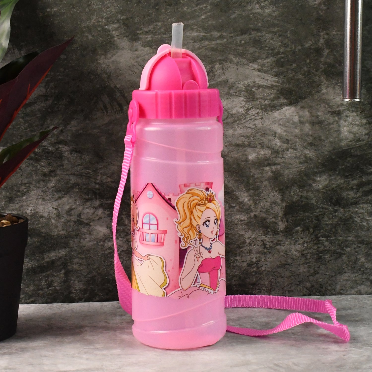 Dinosaur cartoon print on a kids water bottle 550ML capacity