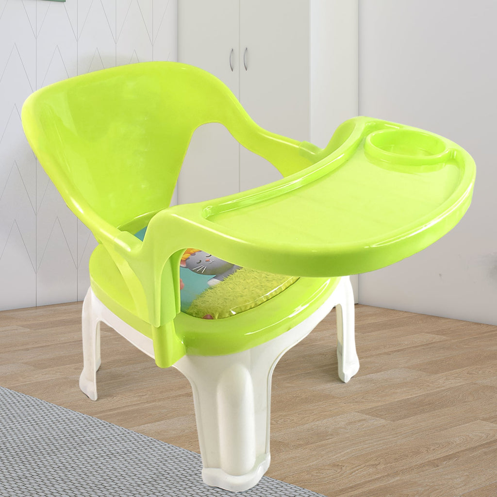Ergonomic design of the durable plastic chair for kids, suitable for study or dining.