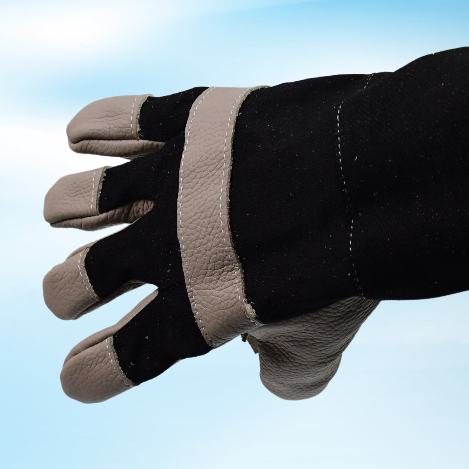 Ergonomic design of BraveVault gardening gloves for enhanced comfort.