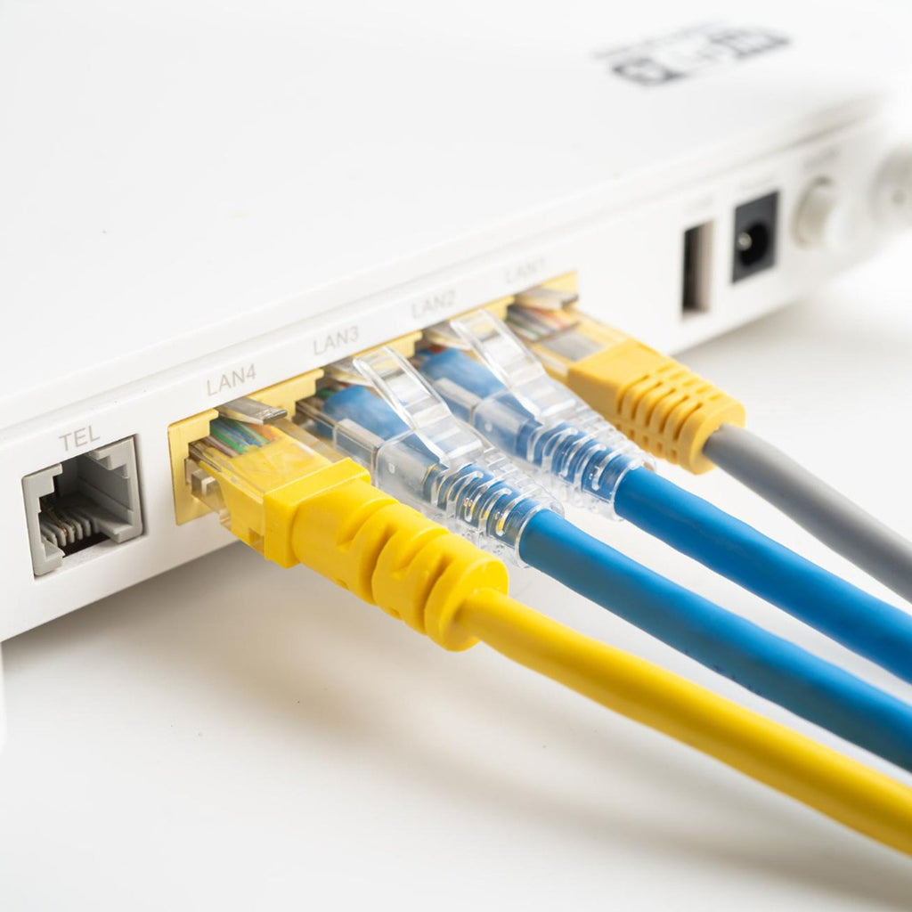 LAN cable ensuring fast internet speed with robust RJ45 plugs