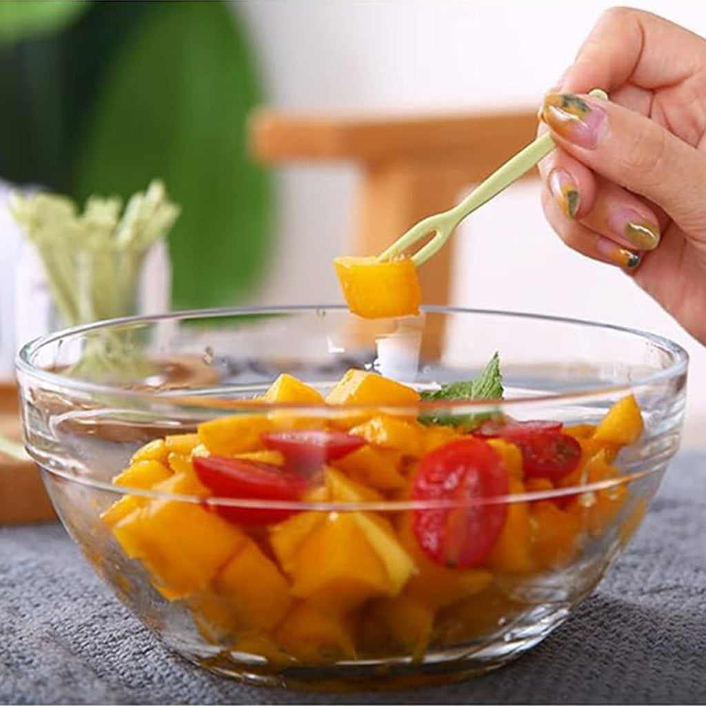 50 mini plastic fruit forks set for dessert serving