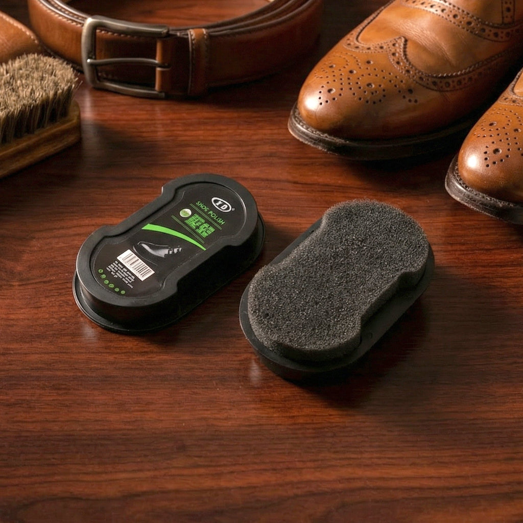 Instant shoe polish sponge applicator restoring shine to leather shoes