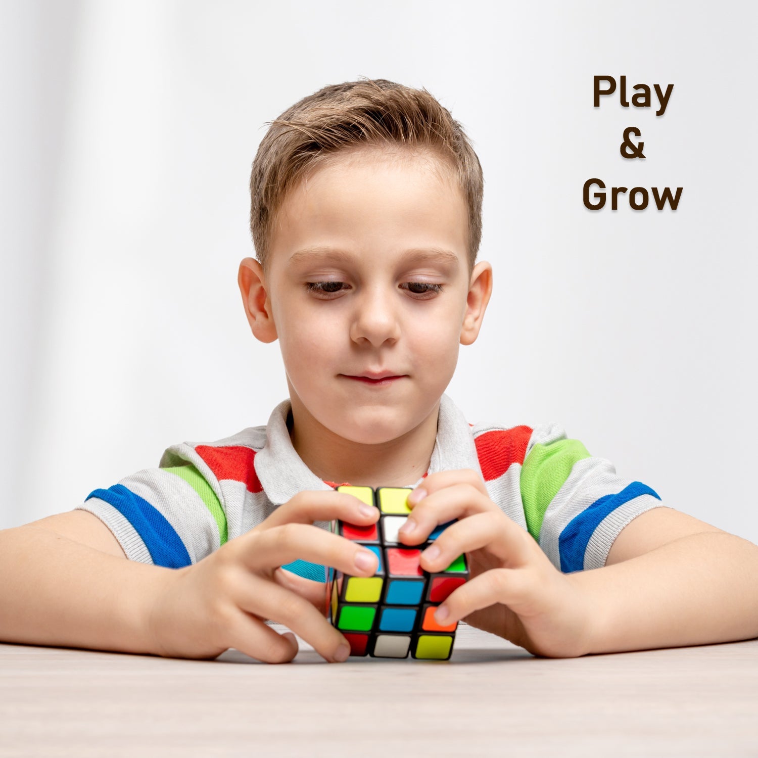 The complete Rubik's Cube 3x3 kit, including the puzzle and helpful formula sheets for beginners.