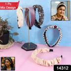 Close-up of ribbed fabric texture on women’s knot hairband