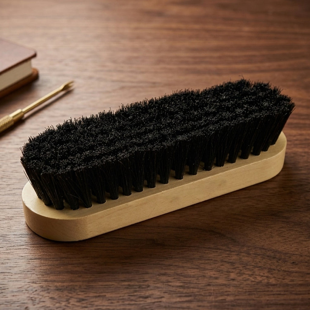 Lightweight shoe cleaner brush for regular maintenance