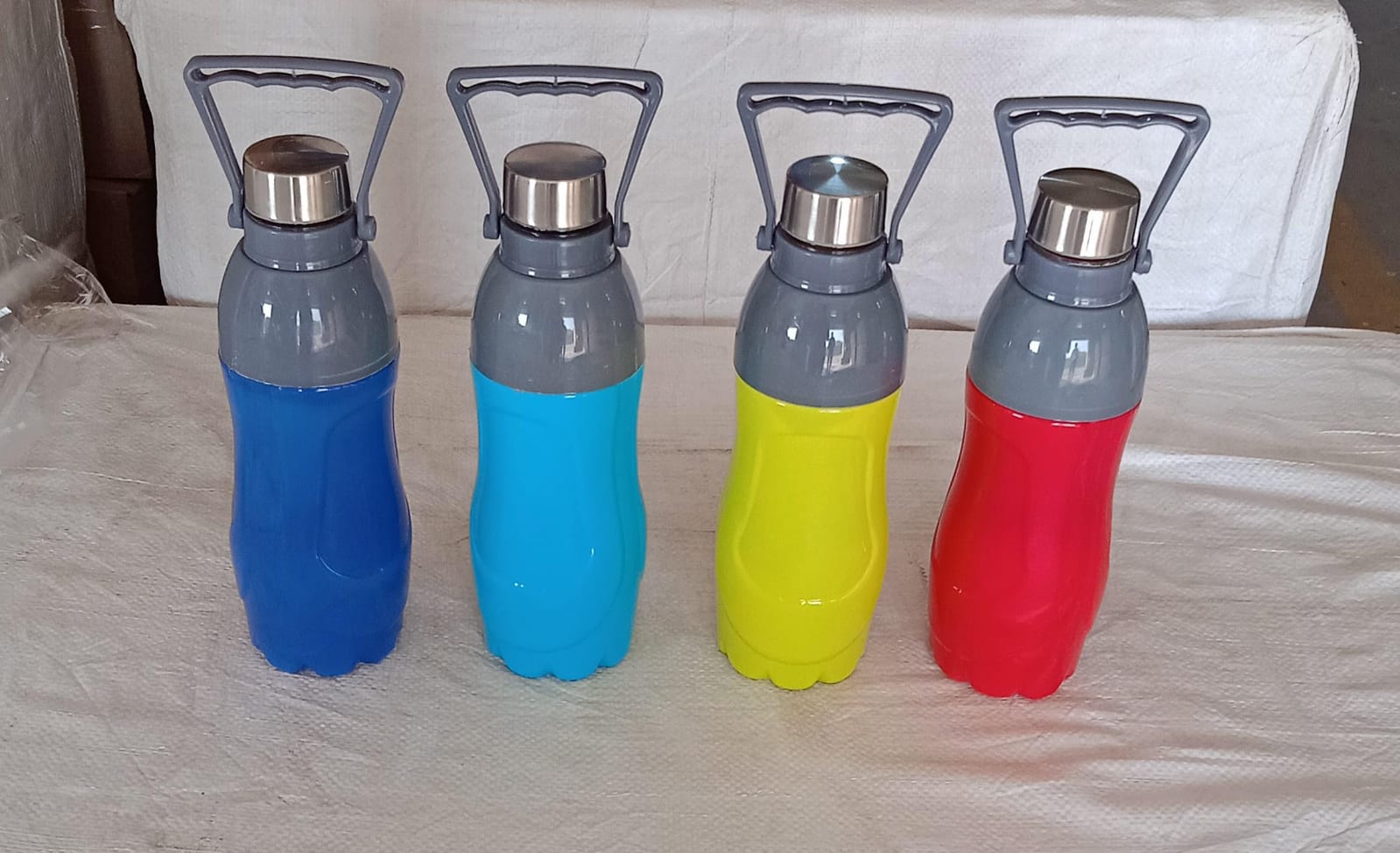 Own Hydrate Insulated Sports Bottle, a versatile companion for daily hydration needs.