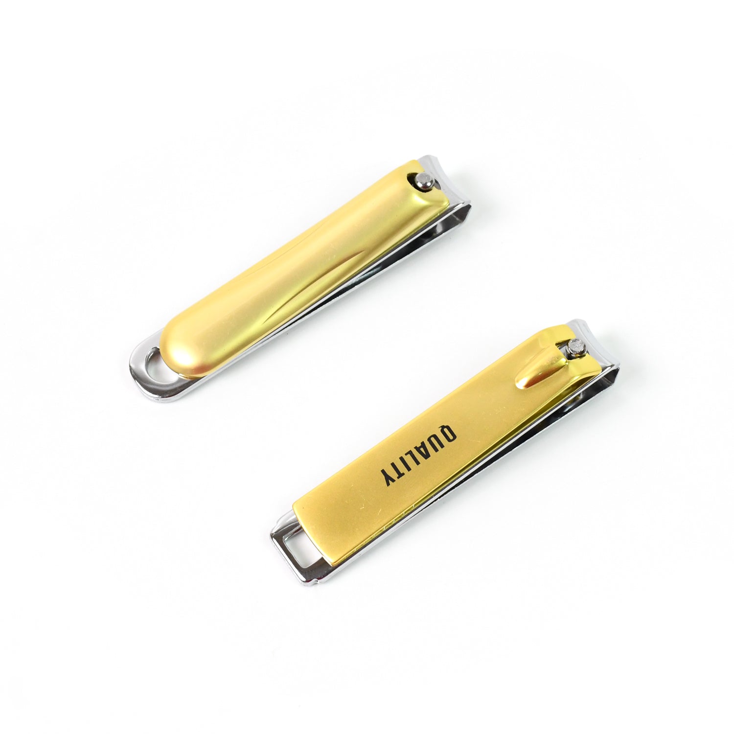 Multiple stainless steel nail clippers in a mixed design, showcasing product variety.