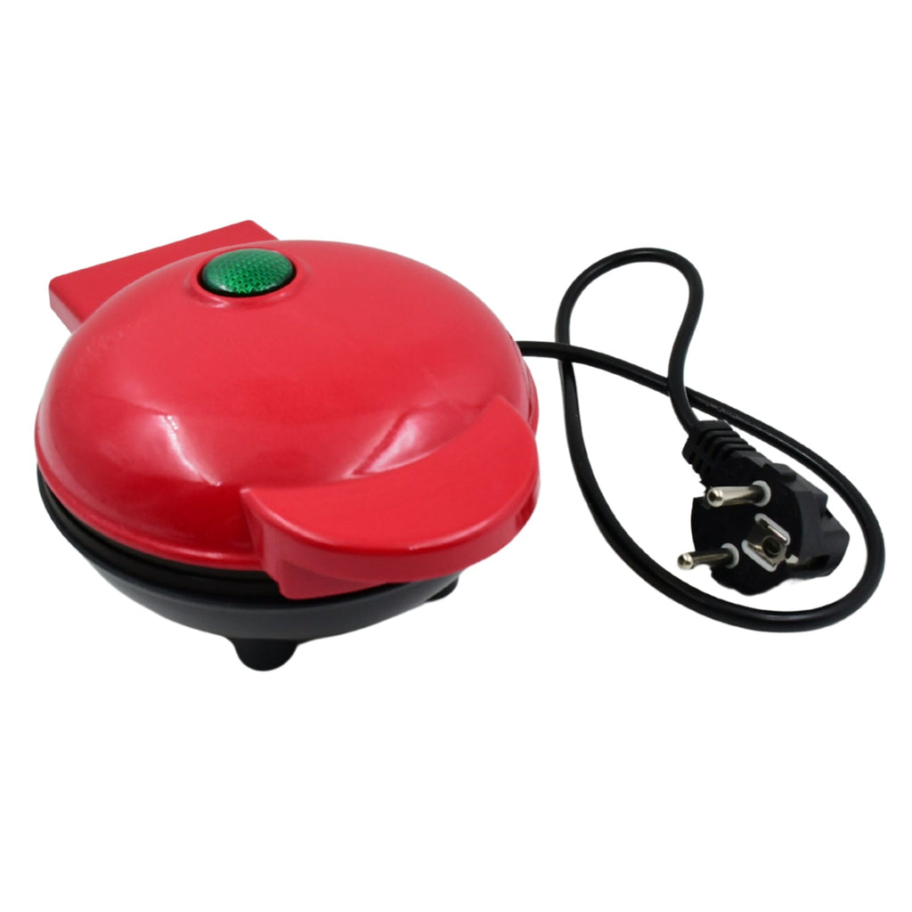 Mini waffle maker with a waffle sandwich inside
