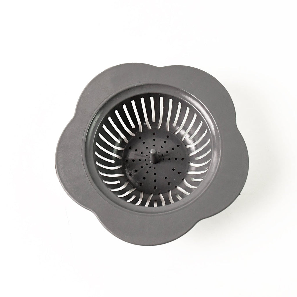 Flower-patterned plastic kitchen sink strainer for trapping debris