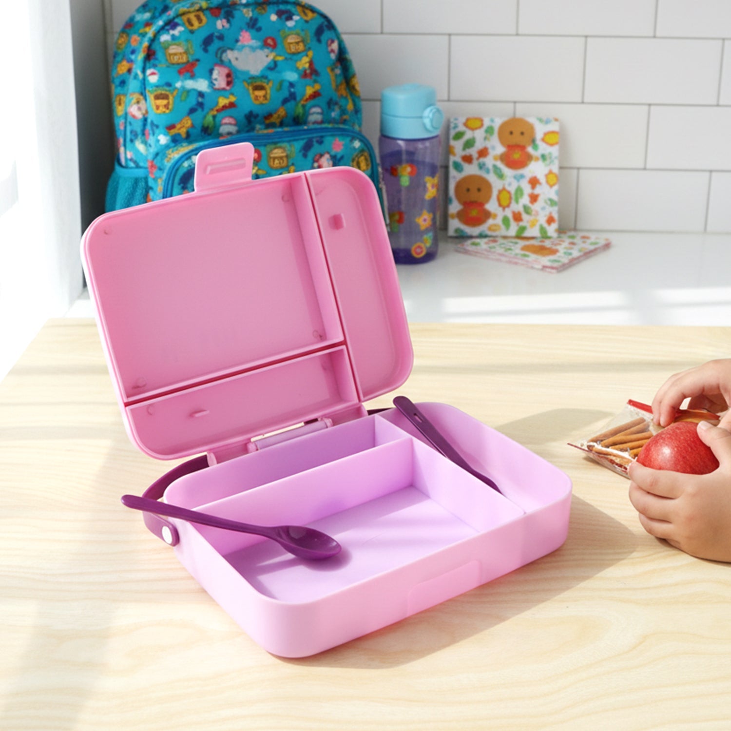 BPA free durable food storage container lunch box