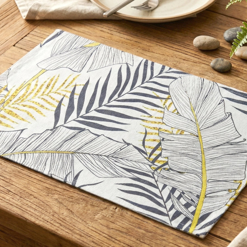 Durable leaf print dining table accessory placemat