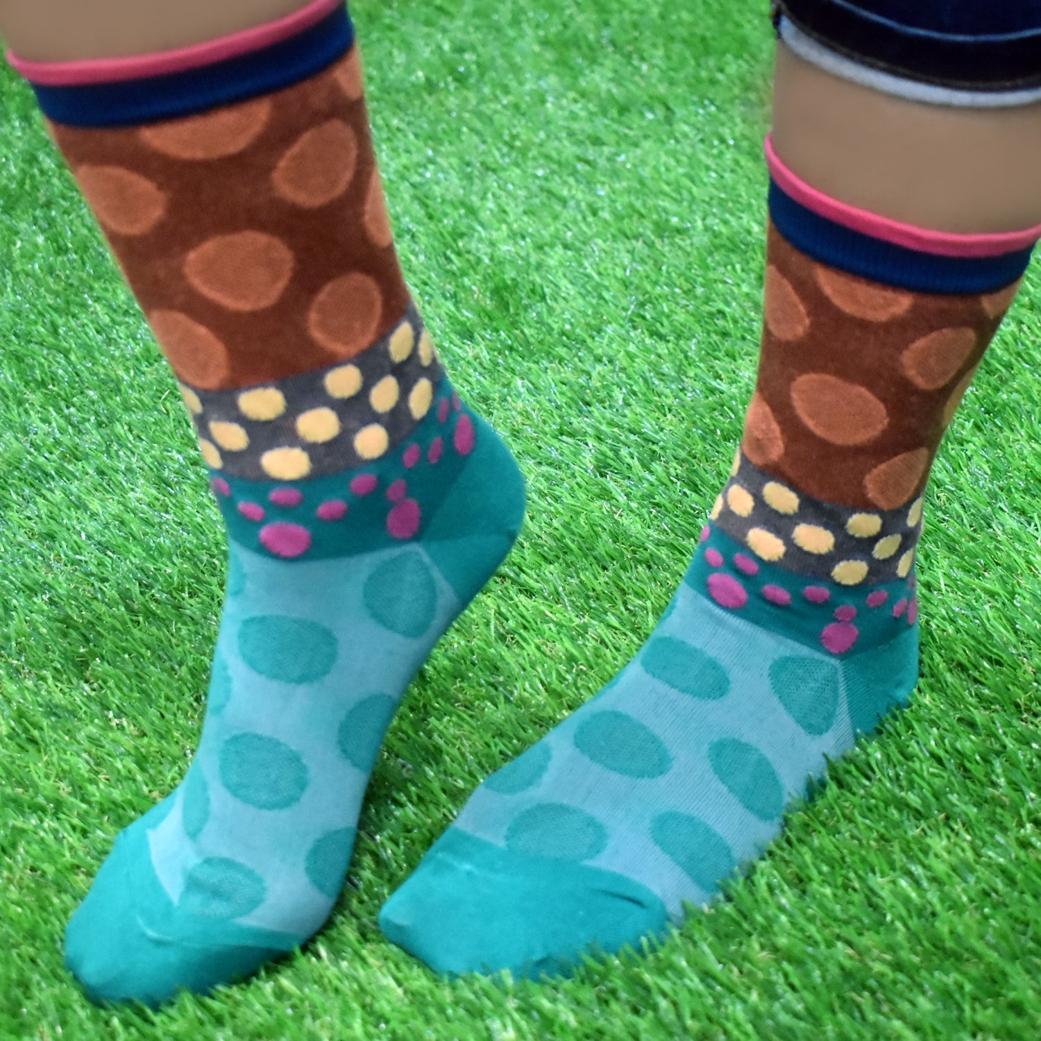 Pair of grey ankle length socks for men, showcasing the soft combed cotton texture.