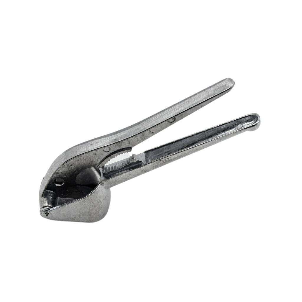 Easy-to-clean aluminum garlic press, suitable for dishwasher use.