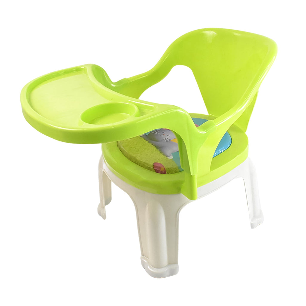 Close-up of the spacious white tray on the Baby Feeding Chair, ideal for snacks and activities.