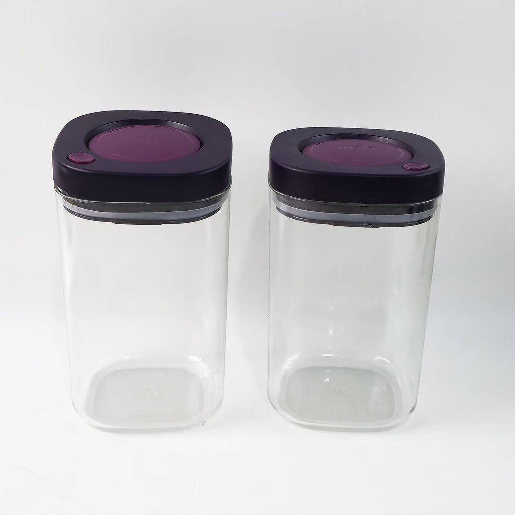 Transparent food storage containers with secure airtight lids in kitchen
